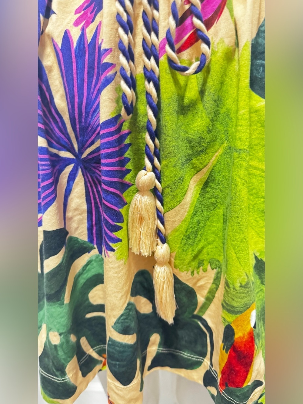 FARM Rio Tropical Macaw Print Mini T Shirt Dress Green, Purple, Cream Sz Medium - Picture 10 of 15